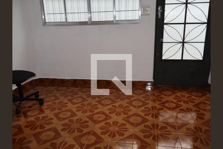Sala de casa à venda com 2 quartos, 125m² em Parque Santa Madalena, São Paulo