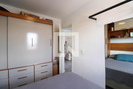 Quarto 1 de apartamento para alugar com 2 quartos, 43m² em Jardim Record, Taboão da Serra