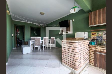 Casa à venda com 3 quartos, 153m² em São Domingos, São Paulo