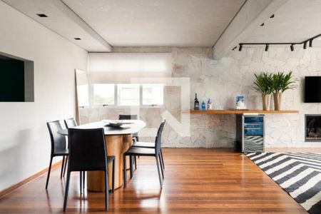 Apartamento à venda com 2 quartos, 136m² em Vila Madalena, São Paulo