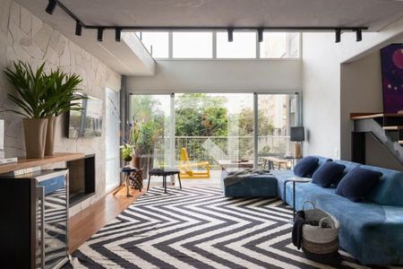 Apartamento à venda com 2 quartos, 136m² em Vila Madalena, São Paulo