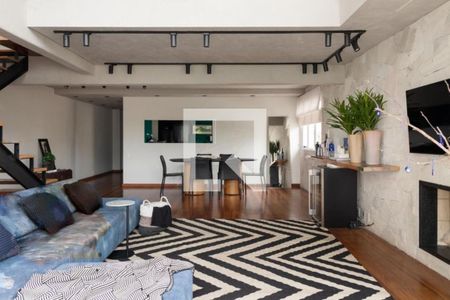 Apartamento à venda com 2 quartos, 136m² em Vila Madalena, São Paulo