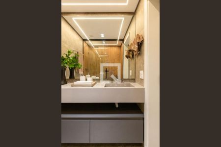 Apartamento à venda com 2 quartos, 136m² em Vila Madalena, São Paulo