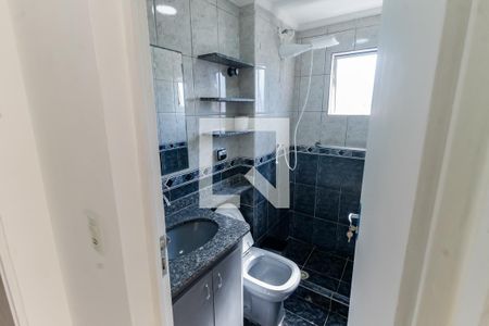 Banheiro de apartamento para alugar com 2 quartos, 52m² em Jardim Catanduva, São Paulo