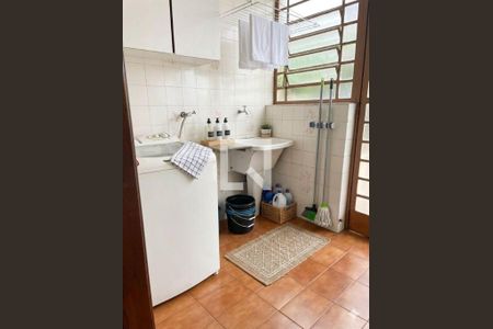 Casa à venda com 6 quartos, 400m² em Jaguaré, São Paulo