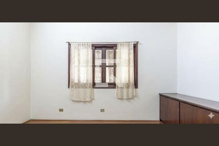 Casa à venda com 6 quartos, 400m² em Jaguaré, São Paulo