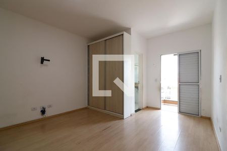 Suíte 1 de casa à venda com 3 quartos, 300m² em Vila Granada, São Paulo
