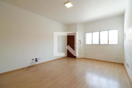 Sala de casa à venda com 3 quartos, 300m² em Vila Granada, São Paulo