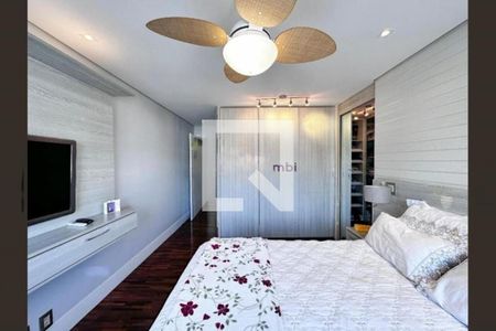 Casa à venda com 3 quartos, 180m² em Jardim Aeroporto, São Paulo