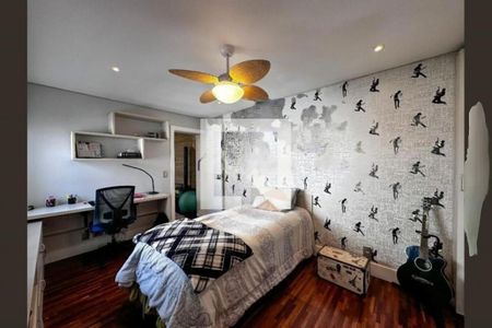 Casa à venda com 3 quartos, 180m² em Jardim Aeroporto, São Paulo