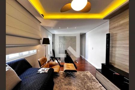 Casa à venda com 3 quartos, 180m² em Jardim Aeroporto, São Paulo