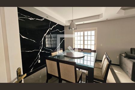 Casa para alugar com 3 quartos, 231m² em Jardim California, Jundiaí