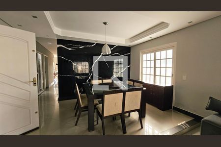 Casa para alugar com 3 quartos, 231m² em Jardim California, Jundiaí