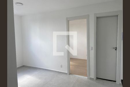 Sala de apartamento para alugar com 2 quartos, 36m² em Jardim Peri Peri, São Paulo