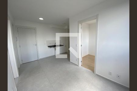 Sala de apartamento para alugar com 2 quartos, 36m² em Jardim Peri Peri, São Paulo