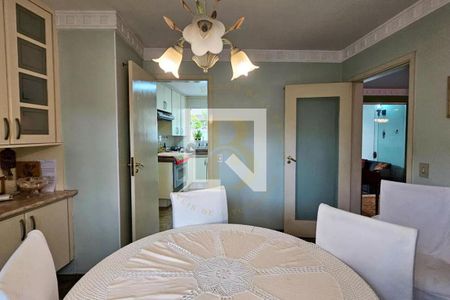 Casa para alugar com 6 quartos, 392m² em Jardim Marajoara, São Paulo