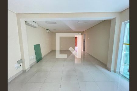 Sala 2 de casa à venda com 4 quartos, 227m² em Jaguaré, São Paulo