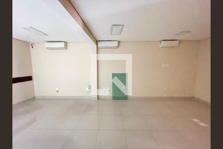 Sala 2 de casa à venda com 4 quartos, 227m² em Jaguaré, São Paulo