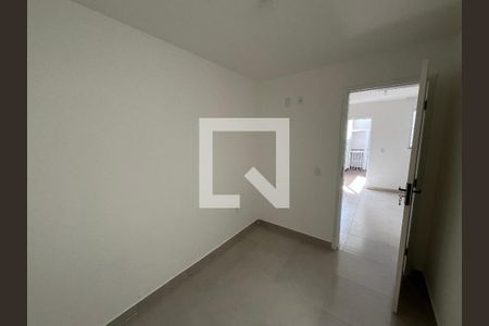 Quarto  de kitnet/studio para alugar com 1 quarto, 24m² em Cacuia, Rio de Janeiro