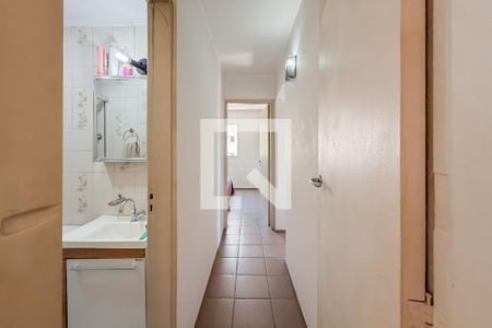Corredor de apartamento à venda com 3 quartos, 67m² em Vila Monumento, São Paulo