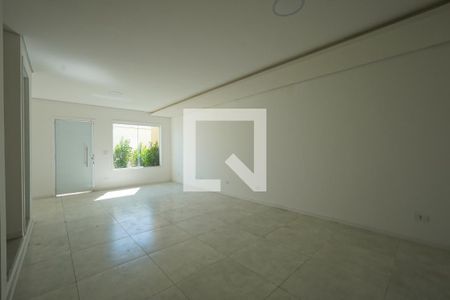 Sala de casa para alugar com 3 quartos, 120m² em Vila Monumento, São Paulo