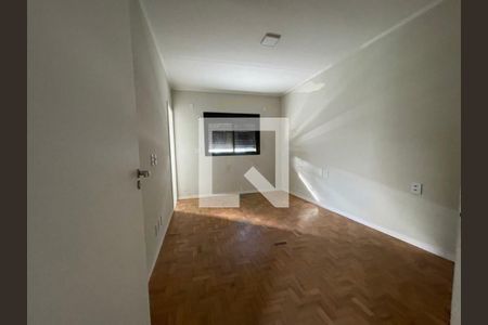 Casa para alugar com 5 quartos, 280m² em Jardim Campo Grande, São Paulo