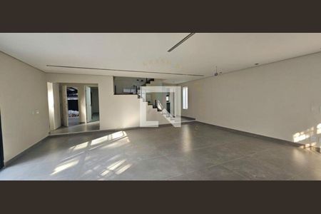 Casa para alugar com 5 quartos, 280m² em Jardim Campo Grande, São Paulo