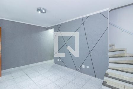 Sala de casa para alugar com 2 quartos, 70m² em Vila Clarice, São Paulo