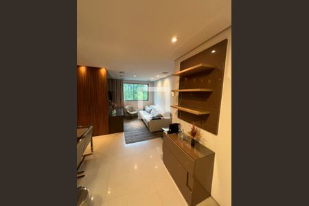Sala de apartamento à venda com 2 quartos, 67m² em Belvedere, Belo Horizonte