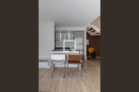 Sala de apartamento para alugar com 2 quartos, 66m² em Vila Uberabinha, São Paulo