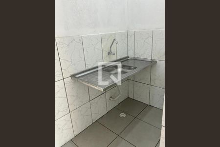 Cozinha de kitnet/studio para alugar com 1 quarto, 20m² em Jardim Maia, São Paulo