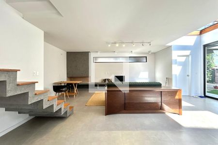 Casa para alugar com 8 quartos, 780m² em Campeche Leste, Florianópolis