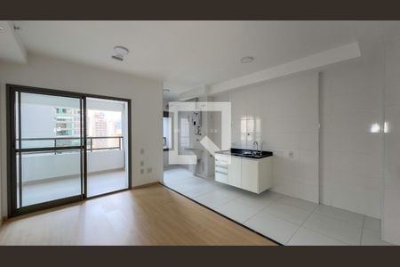 Sala, Cozinha e Área de Serviço de apartamento para alugar com 1 quarto, 50m² em Santo Amaro, São Paulo