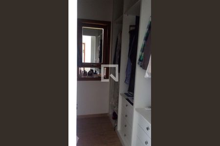 Quarto de casa à venda com 3 quartos, 360m² em Bussocaba, Osasco