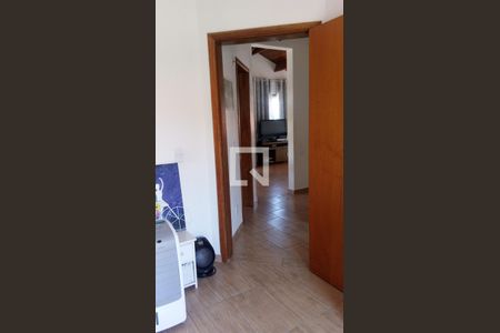 Quarto de casa à venda com 3 quartos, 360m² em Bussocaba, Osasco