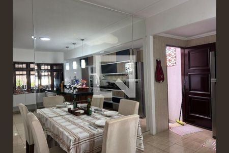 Casa à venda com 3 quartos, 148m² em Parque São Quirino, Campinas