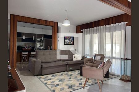 Casa à venda com 3 quartos, 148m² em Parque São Quirino, Campinas