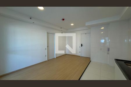 sala, Cozinha e Área de Serviço de apartamento para alugar com 1 quarto, 50m² em Santo Amaro, São Paulo