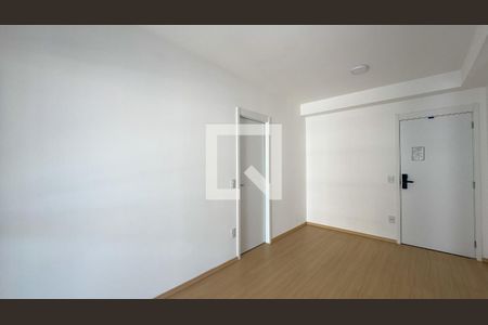 Sala de apartamento para alugar com 2 quartos, 60m² em Santo Amaro, São Paulo