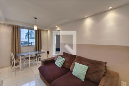 Sala de Estar de apartamento à venda com 2 quartos, 45m² em Loteamento Parque São Martinho, Campinas