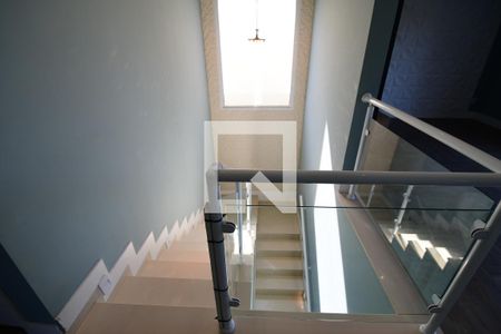 Escada de casa de condomínio à venda com 3 quartos, 310m² em Residencial Parque dos Alecrins, Campinas