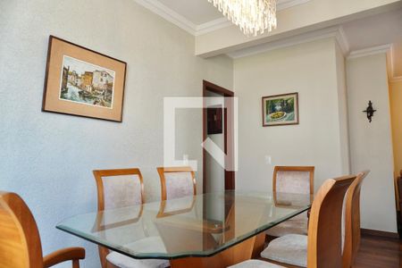 Apartamento à venda com 3 quartos, 106m² em Carmo, Belo Horizonte