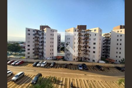 Vista da Sala de apartamento para alugar com 2 quartos, 61m² em Parque Sao Vicente, São Vicente