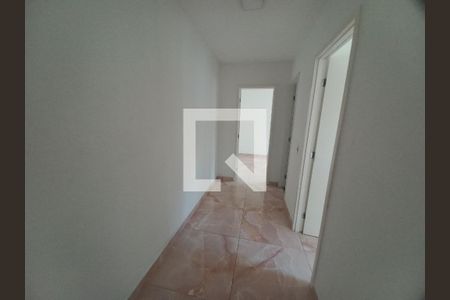 Corredor de apartamento para alugar com 2 quartos, 61m² em Parque Sao Vicente, São Vicente