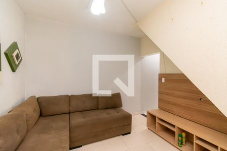 Sala de casa para alugar com 2 quartos, 100m² em Parque São Lucas, São Paulo