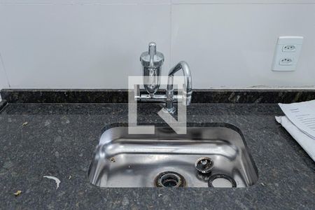 Sala, cozinha e área de serviço de apartamento à venda com 1 quarto, 45m² em Vila Santa Edwiges, São Paulo