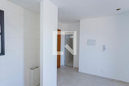 Sala, cozinha e área de serviço de apartamento à venda com 1 quarto, 45m² em Vila Santa Edwiges, São Paulo