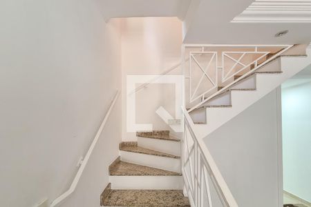 Corredor de casa à venda com 3 quartos, 237m² em Jardim Campestre, São Bernardo do Campo