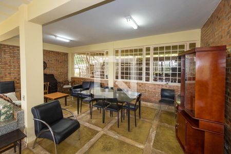Sala 1 de casa de condomínio à venda com 4 quartos, 2100m² em Morro do Chapéu, Nova Lima