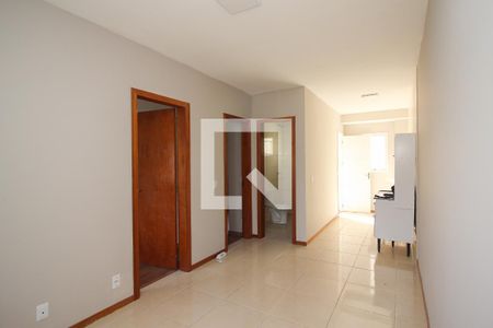 Sala de casa de condomínio para alugar com 2 quartos, 50m² em Hípica, Porto Alegre